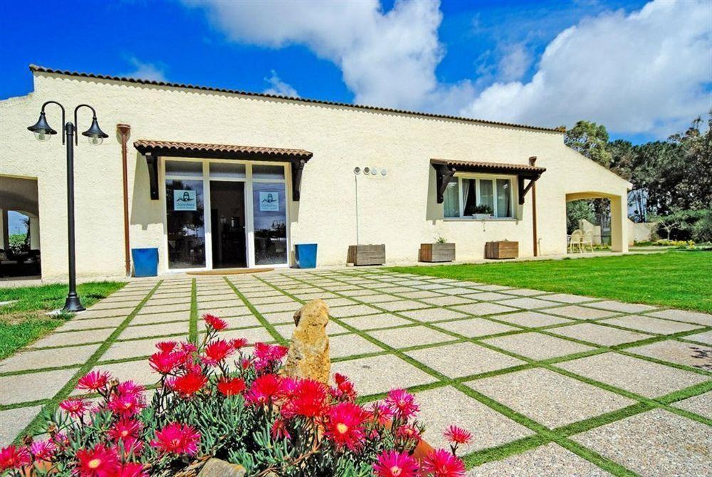 Hotel Domominore Fertilia Buitenkant foto