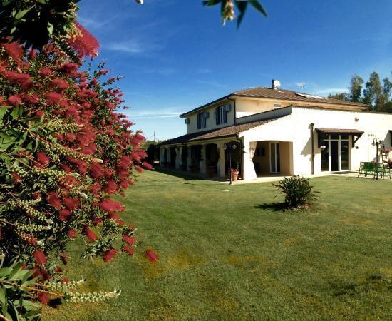 Hotel Domominore Fertilia Buitenkant foto