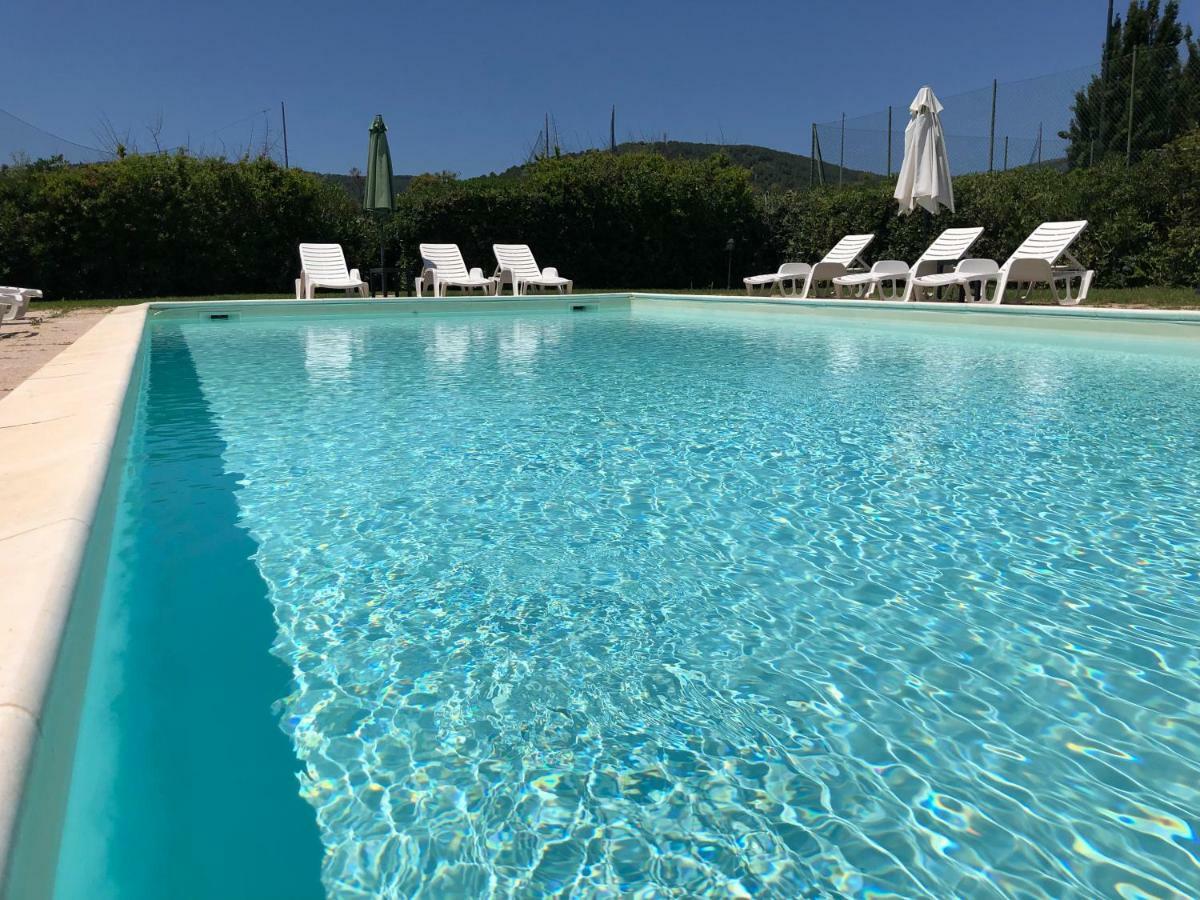 Hotel Domominore Fertilia Buitenkant foto
